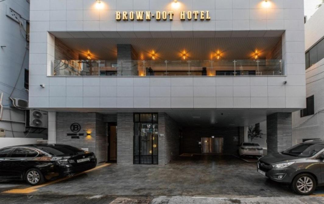 Brown Dot Hotel Deokcheon Busan Extérieur photo